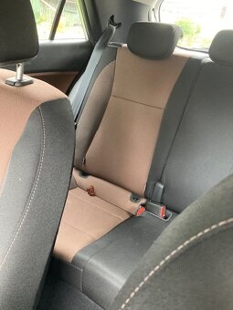 Hyundai i20 55kW, benzín, manuál, r.v. 2018 - 6