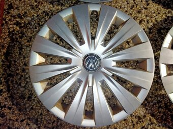 Poklice r 15 originál Volkswagen - 6