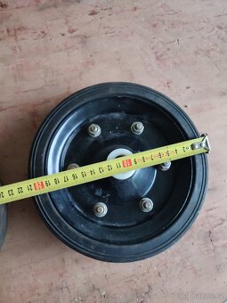 Pryžové kolo nenafukovací - 6