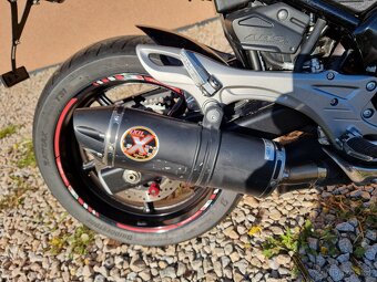 Suzuki SFV Gladius 650 - 6