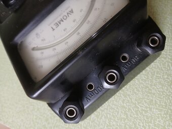 METRA BLANSKO DU-5 AVOMET - 6