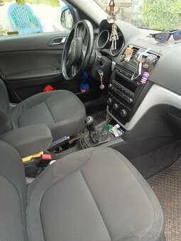 Škoda Yeti 1.4tsi 90kw,r.v.2011 - 6