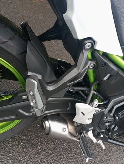 Kawasaki Z650 - 6