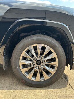 Toyota Land Cruiser LC300 VIP/ 3.5 benzin / nový vůz - 6