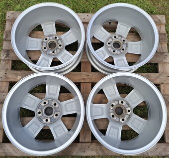 307 Alu Škoda Octavia III - 6