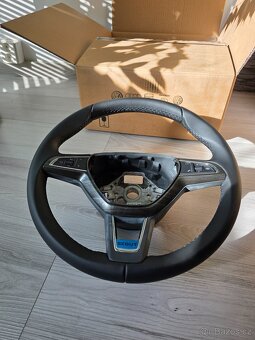 Nový kožený volant Škoda Scout - 6