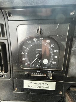 Nosič kontejnerů Renault - 6