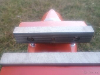 Svěrák York 125 - nové čelisti - 6