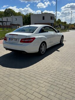 Mercedes-Benz E 350 cdi coupe, AMG paket, 170kW - 6