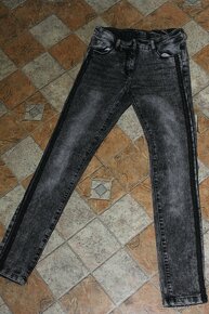 3x zn.skinny džíny 152-158 za 99 Kč - 6