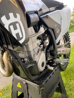 HUSQVARNA FC 450 ROCKSTAR EDITION - 6