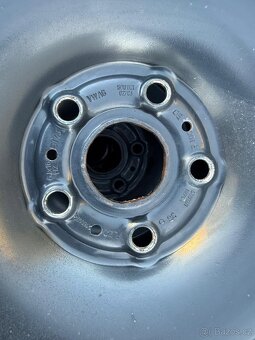 Plech. disky 5x112 z vozu Škoda Karoq, pneu zimní - 6