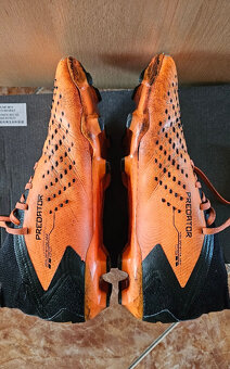 Kopačky Adidas Predator Accuracy.2 FG, vel. 44 2/3 - 6