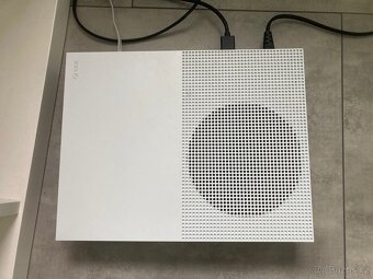 xbox one s 1TB - 6