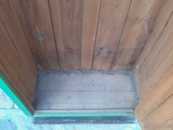 Dřevěná šatní skříň antik - 6