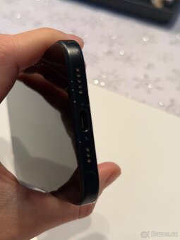 Použitý iPhone 15 128gb - 6
