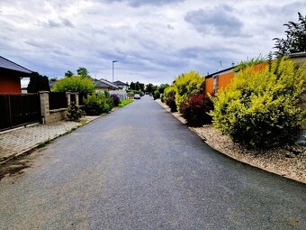 KRÁSNÝ STAVEBNÍ POZEMEK  + St..Povolení na RD/Vilu - 6