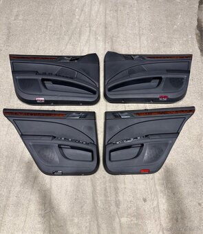 Alcantara sedačky Superb 2 + Kožený Sound System tapecírunk - 6