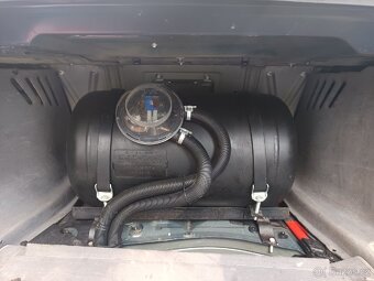 Bmw 735i e65 díly - 6