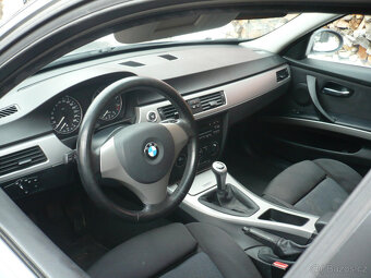 bmw e90 325i , manual - 6