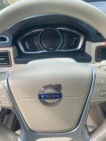 Volvo XC70 - 6