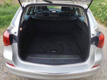 Opel Astra Sports Tourer 1.6 CDTI, 81 kW, 2015 - 6