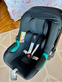 Autosedačka pro miminko BRITAX RÖMER Baby-Safe 3 - 6