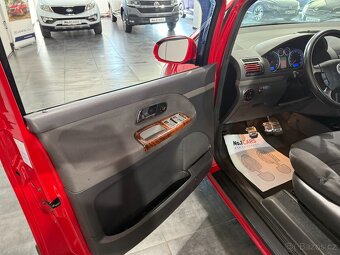 Volkswagen Sharan 1,9 TDI BUSINESS TAŽNÉ 7 MÍST - 6