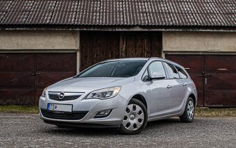 Opel Astra Sport Tourer ST 1.7CDTi ECOTEC 81kW M6 - 6