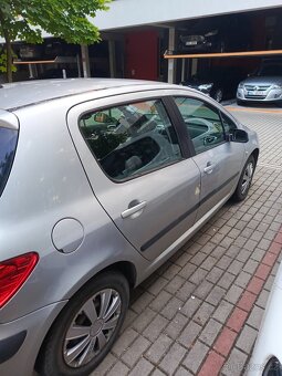Peugeot 307 1.6 16V (2006)– na opravu nebo na díly - 6