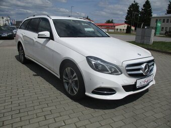 MERCEDES E220 CDi Avantgarde 9G-Tronic 03/2015 - 6