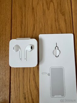 iPhone XR 256 GB - 6