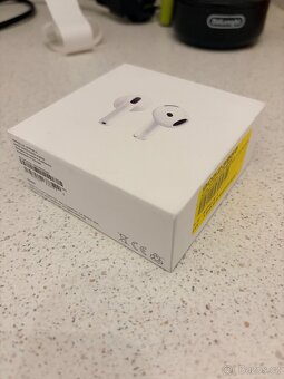 Apple AirPods 4 - 6