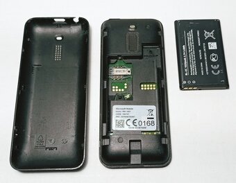 Nokia 130, RM-1037, mobilní telefon - 6