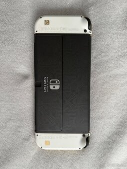 Nintendo Switch Oled Zelda Limited Edition - 6