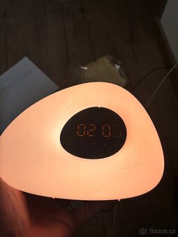 Noční lampa 4v1 – světlo, budík, reproduktor, FM radio ✅ - 6