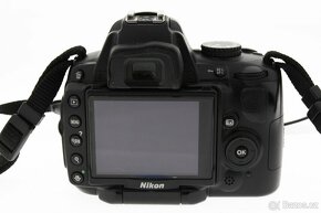 Zrcadlovka Nikon D5000 + 18-270mm + příslušenství - 6