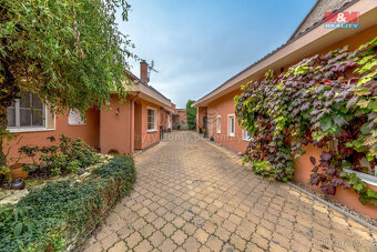Prodej rodinného domu, 272 m², Řepín, ul. Hlavní - 6