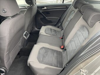 Volkswagen Golf 2,0 TDi HIGHLINE - 6