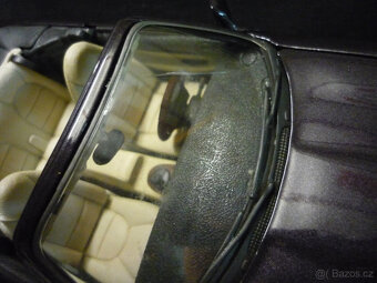 Jaguar XKR S/C Maisto 1/18 - 6