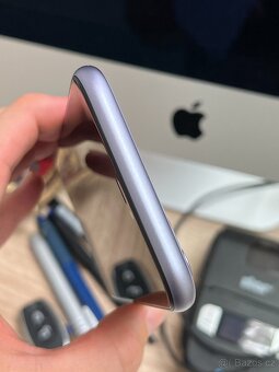 Apple iPhone 11 128GB Fialový 91% Záruka - 6