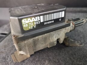 Saab 900 II Coupe 2.0 Turbo veškeré díly z vozu - 6