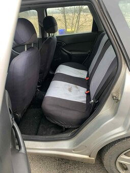 Ford fokus 1.6 - 6