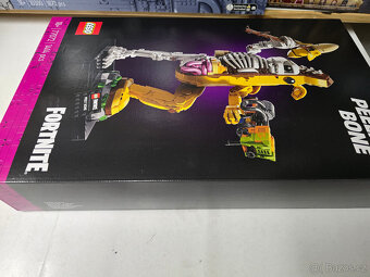 LEGO® Fortnite 77072 Peely Bone - 6