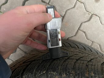 Zimní Goodyear UltraGrip 195/65R15 - 6