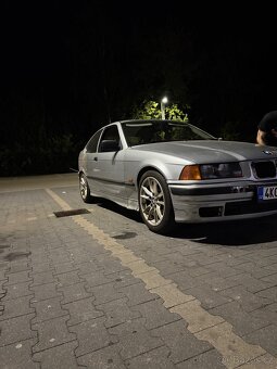 BMW e36 compact 316i - 6