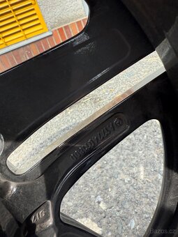 Alu kola 5x112 R18 + zánovní letní pneu, TPMS - 6