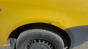 VW Caddy 2005 - 6