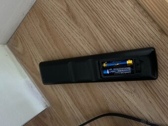 HD LED televize TCL L32E3000C - 6