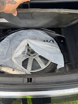 Audi a4 8E 2.0 tfsi - 6